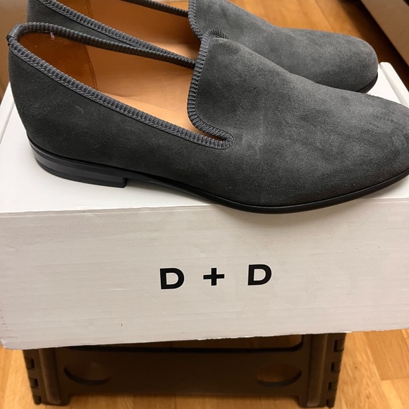 Duke and dexter men gray slip on. Never worn, in box. - Picture 2 of 4